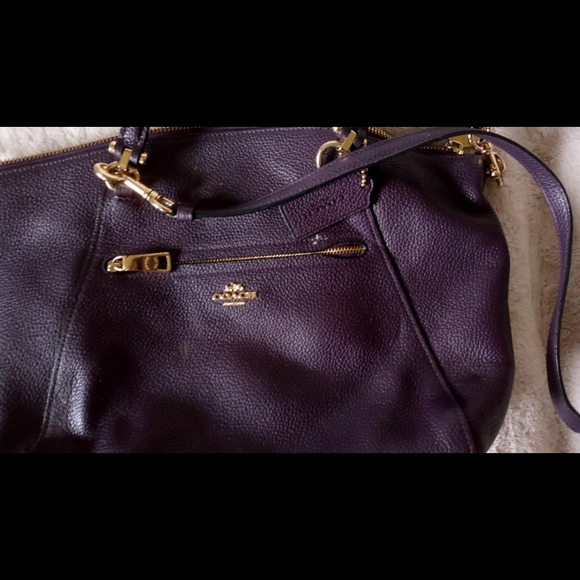 ✨ 3x HP ✨ EUC ✨ Plum Crossbody Coach Bag ✨ - Picture 2 of 15